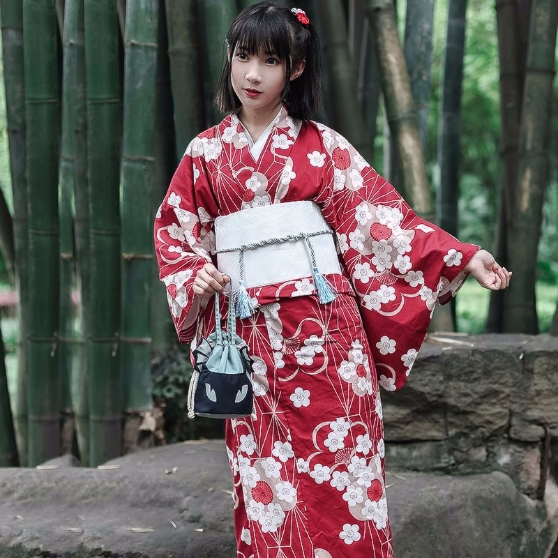 ชุดยูกาตะสีแดงแบบญี่ปุ่นสำหรับ - Japanese Women Formal Wear บทวิจารณ์และราคา
