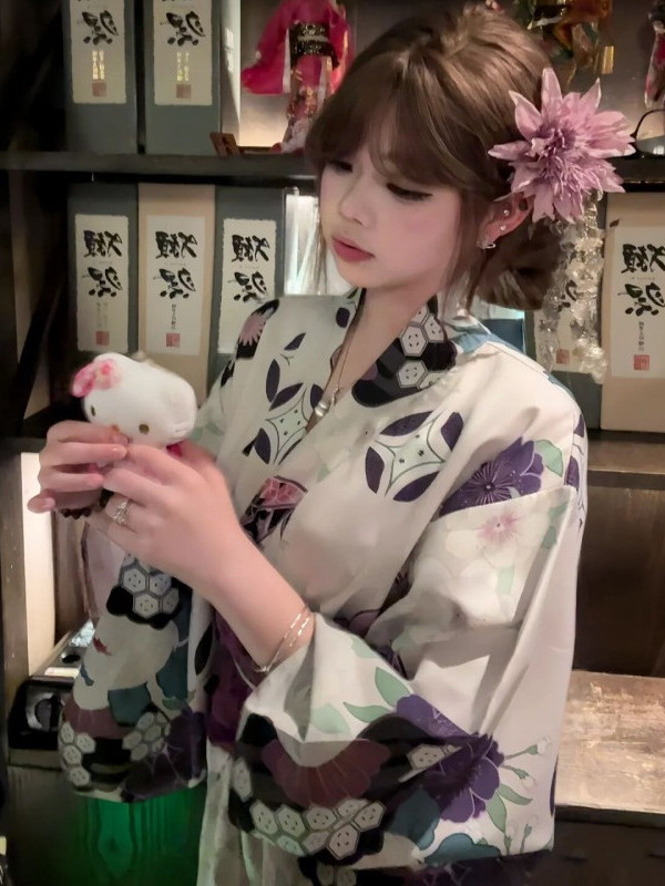 ชุดกิโมโนสีม่วงแบบดั้งเดิมสำหร - Japanese Women Formal Wear บทวิจารณ์และราคา