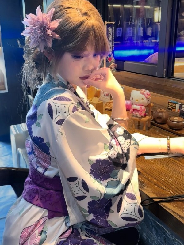 ชุดกิโมโนสีม่วงแบบดั้งเดิมสำหร - Japanese Women Formal Wear บทวิจารณ์และราคา